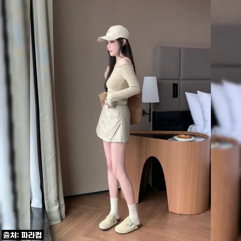 지금 아니면 후회할 걸? 찐으로 편하고 예쁜 하이웨이스트 A라인 가죽 스커트 팬츠 솔직 후기!