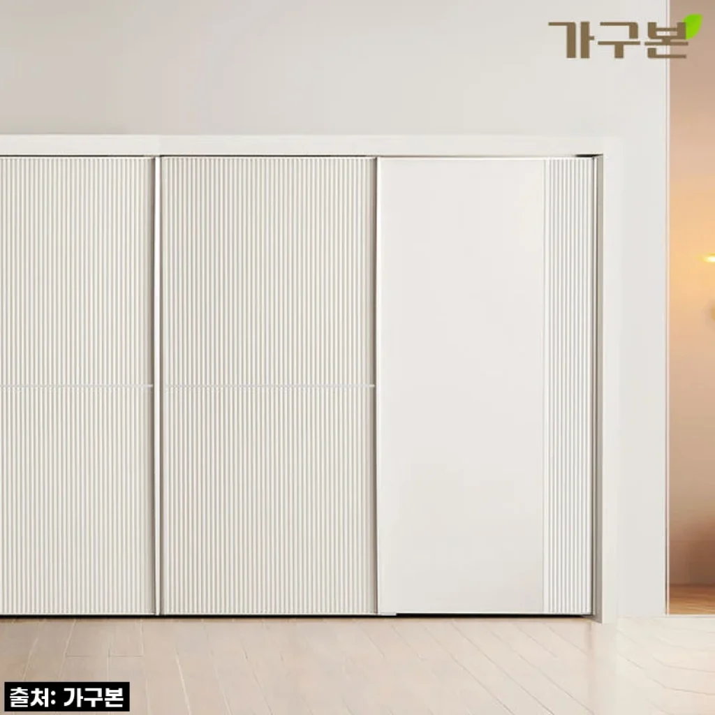 우리 집 옷방 대변신! E0 뎀퍼 샴페인 슬라이딩 붙박이장 7자 사용 후기