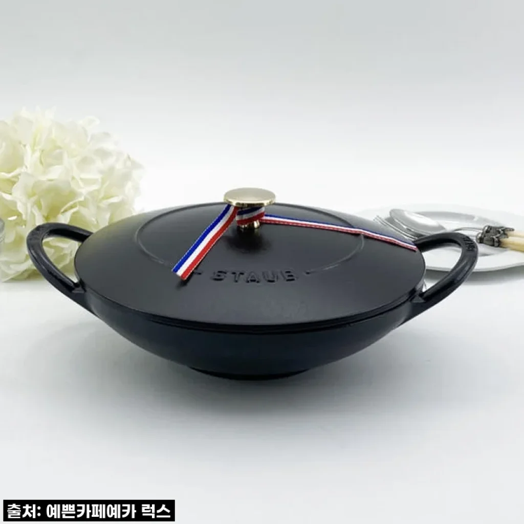 스타우브 B품 알라딘팟 24cm 블랙 사용후기: 무쇠냄비의 매력에 빠지다