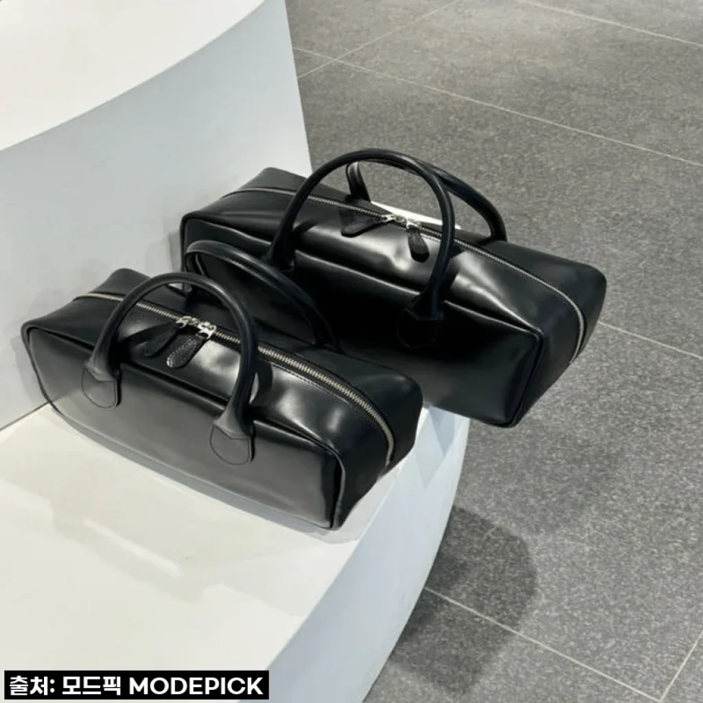 꼼데가르송 아오야마백 KZ-K267-051 사용후기: 세련된 디자인과 실용성의 만남
