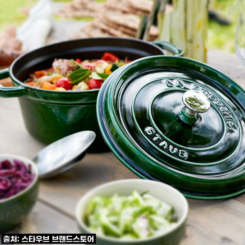 스타우브 원형 꼬꼬떼 바질그린 20cm 사용후기: 고급스러운 디자인과 맛있는 솥밥의 만남