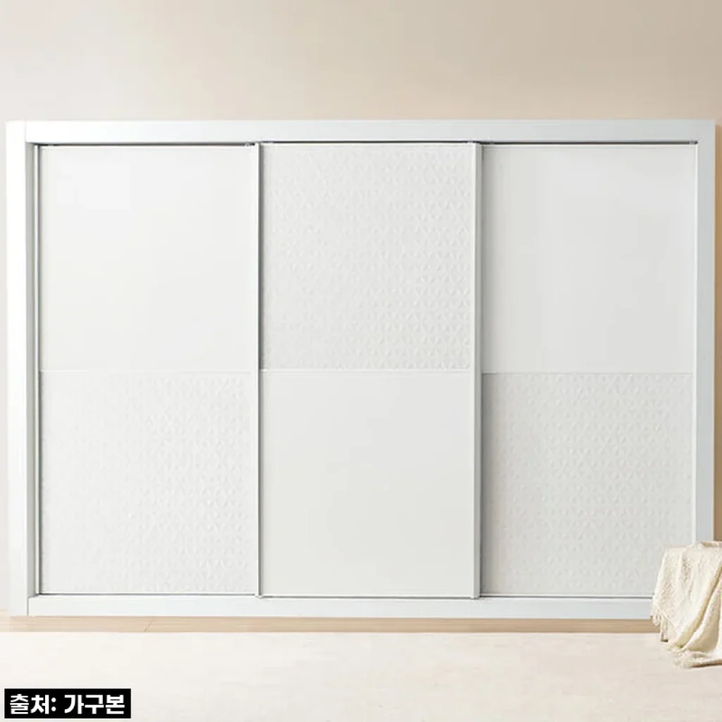 303cm 10자장롱 E0 로한2 슬라이딩 사용후기: 넉넉한 수납과 깔끔한 디자인의 만남