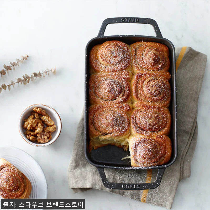 스타우브 스몰 베이커 블랙 30X20 관련 이미지 1