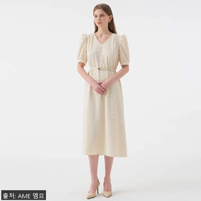 LUCIA Vneck Puff Hal 관련 이미지 1
