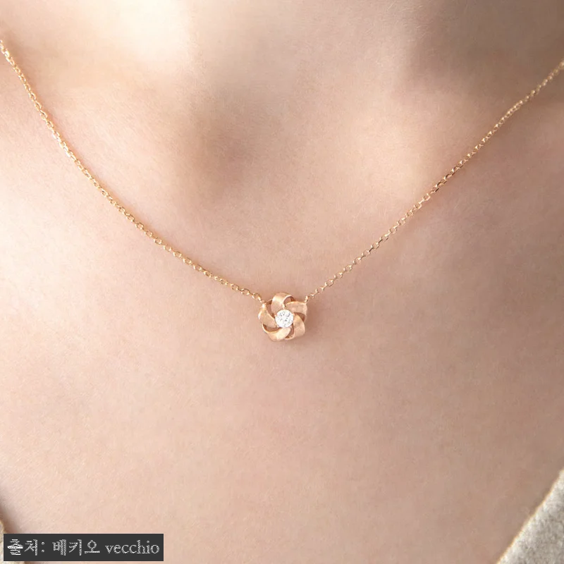 14k 루시플라워 금 목걸이 사용후기 관련 이미지 4